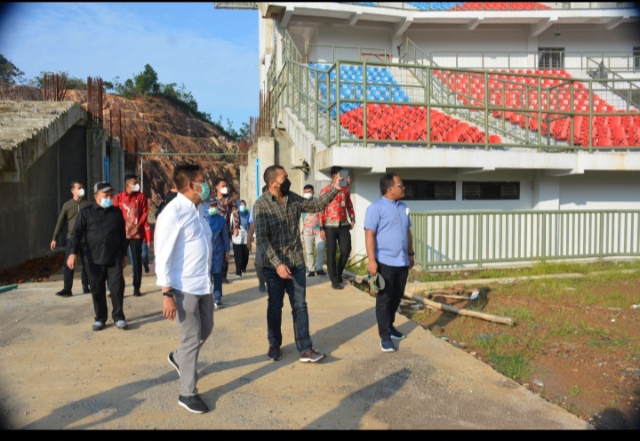 Wagub Sumbar Tinjau Stadion Utama Sikabu, Kebanggaan Masyarakat Sumbar.