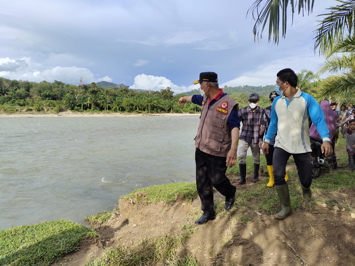 Pemprov Sumbar Segera Lakukan Pembangunan Geobag dan Kawat Bronjong Atasi Banjir Batang Tapan.