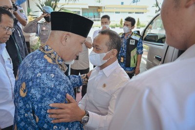 Gubernur Mahyeldi Sambut Kedatangan Menteri Investasi Bahlil Lahadalia Berkunjung di Sumbar