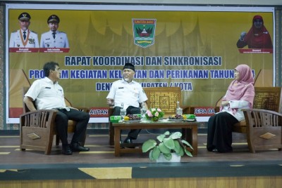 Gubernur Mahyeldi Minta DKP Mampu Lahirkan Inovasi untuk Pengembangan Sektor Perikanan di Sumbar