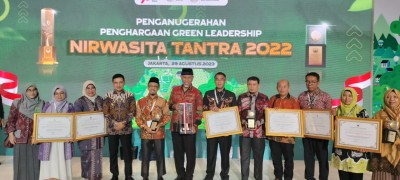 Dinilai Berkomitmen Terhadap Kelestarian Lingkungan, Pemprov Sumbar dan Gubernur Mahyeldi Raih Penghargaan Nirwasita Tantra 2022