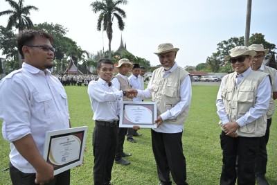 Gubernur Mahyeldi Meminta Penyuluh Terus Memotivasi Petani agar Produksi Pertanian Sumbar Makin Meningkat