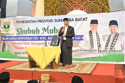 Gubernur Mahyeldi Tekankan Generasi Muda Minangkabau Wajib Bisa Membaca Al-Quran