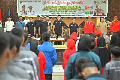 Gubernur Mahyeldi Tegaskan Komitmennya untuk Mendukung Sektor Pendidikan dan Peningkatan Prestasi Pelajar di Sumbar